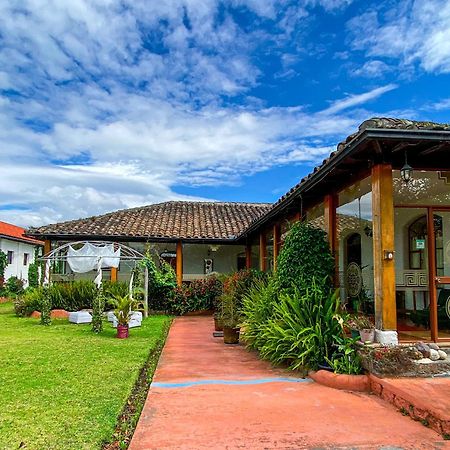 Hosteria Oro Azul Cotacachi Luaran gambar
