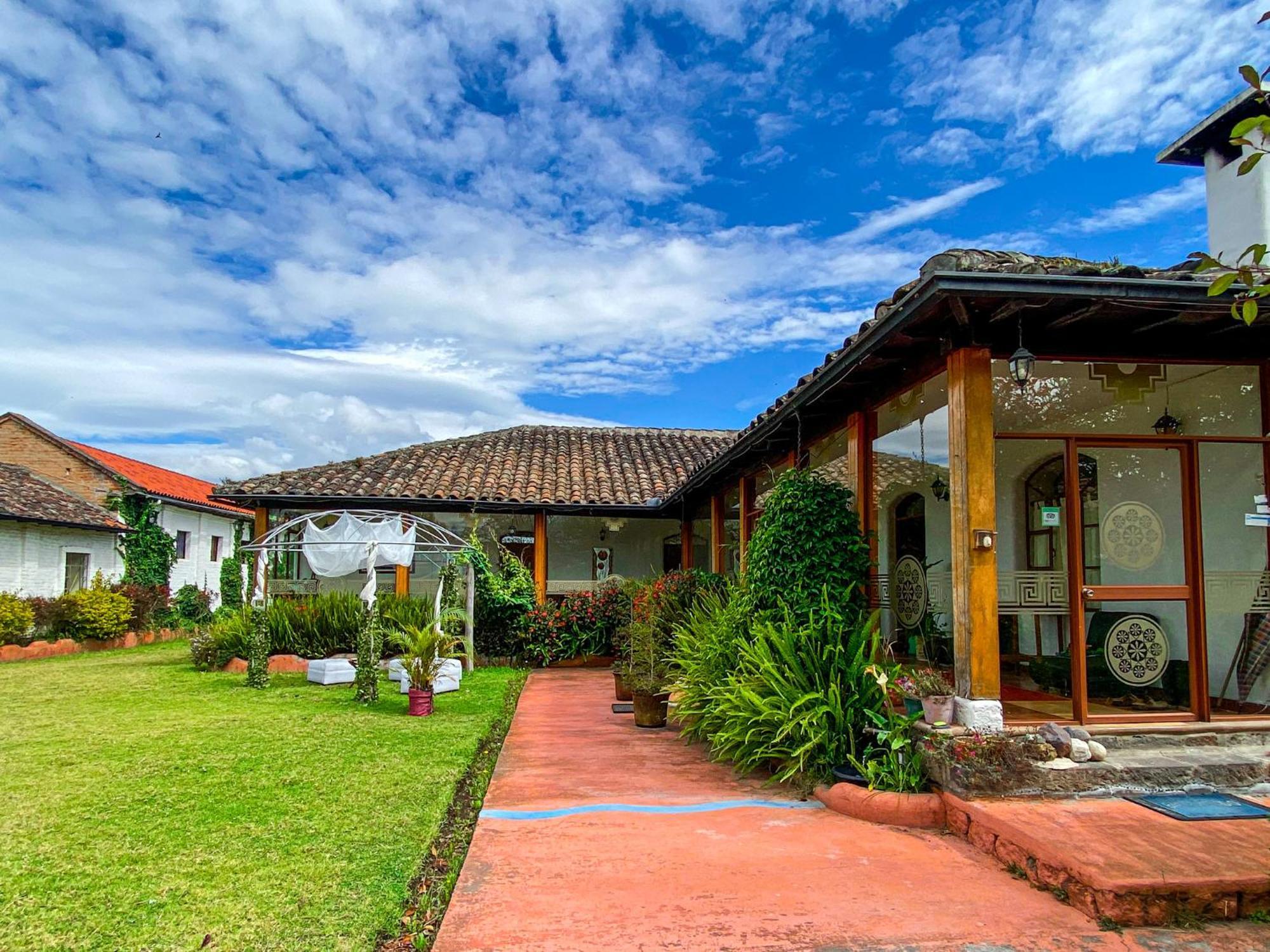 Hosteria Oro Azul Cotacachi Luaran gambar